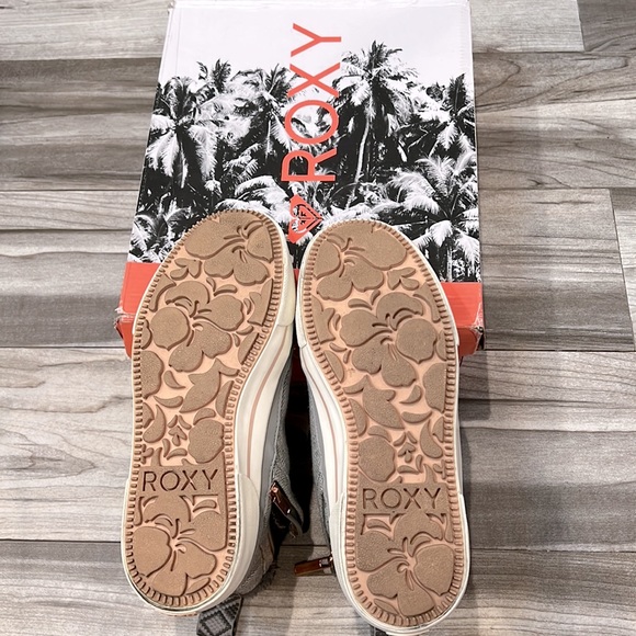 Cute Roxy Gray Ivan Fur Mid-top Side Zip Boots in Size 6 - Picture 7 of 8